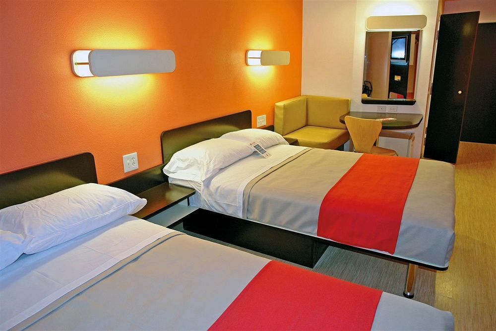 Motel 6-Miami, Fl Доръл Екстериор снимка